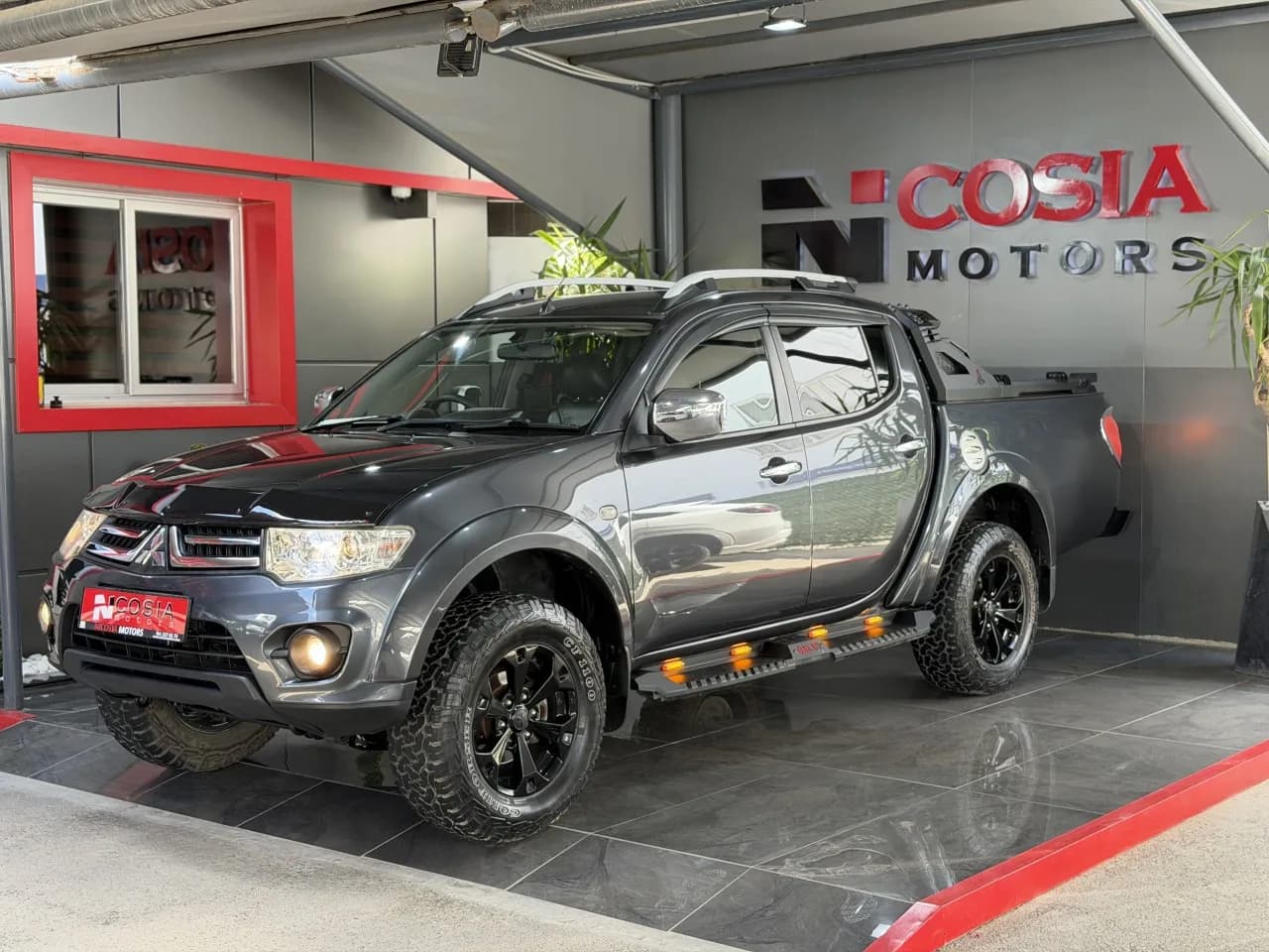 Mitsubishi L200 2015