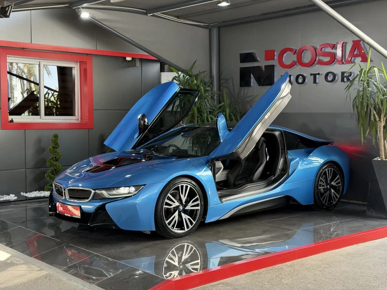 BMW i8 2015