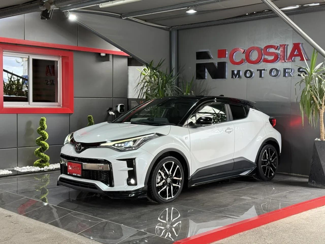 Toyota C-HR 2023